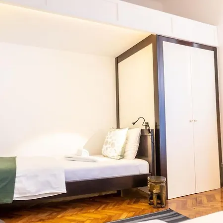 And Comfy 2bdr Near Parliament Apartment Belgrade